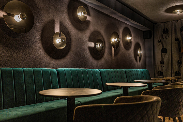 MIRRO 1.0 (Ceiling Surface - Wever & Ducre)